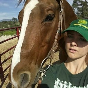 Meet your Posher, Isabella